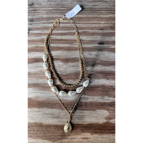 Lilly Pulitzer Layered Necklace With Gold Chains Faux Pearls Pendant Adjustable - Picture 1 of 5